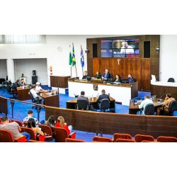 Entram em votação projetos de 13º salário e Férias, para prefeito, vice prefeito e vereadores, na Câmara de Campo Largo